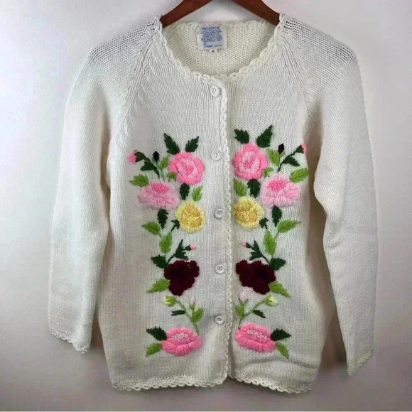 VTG Sears Women's  Embroidered Flower Cardigan Sz.M Crochet Edge Grannycore - Picture 1 of 8
